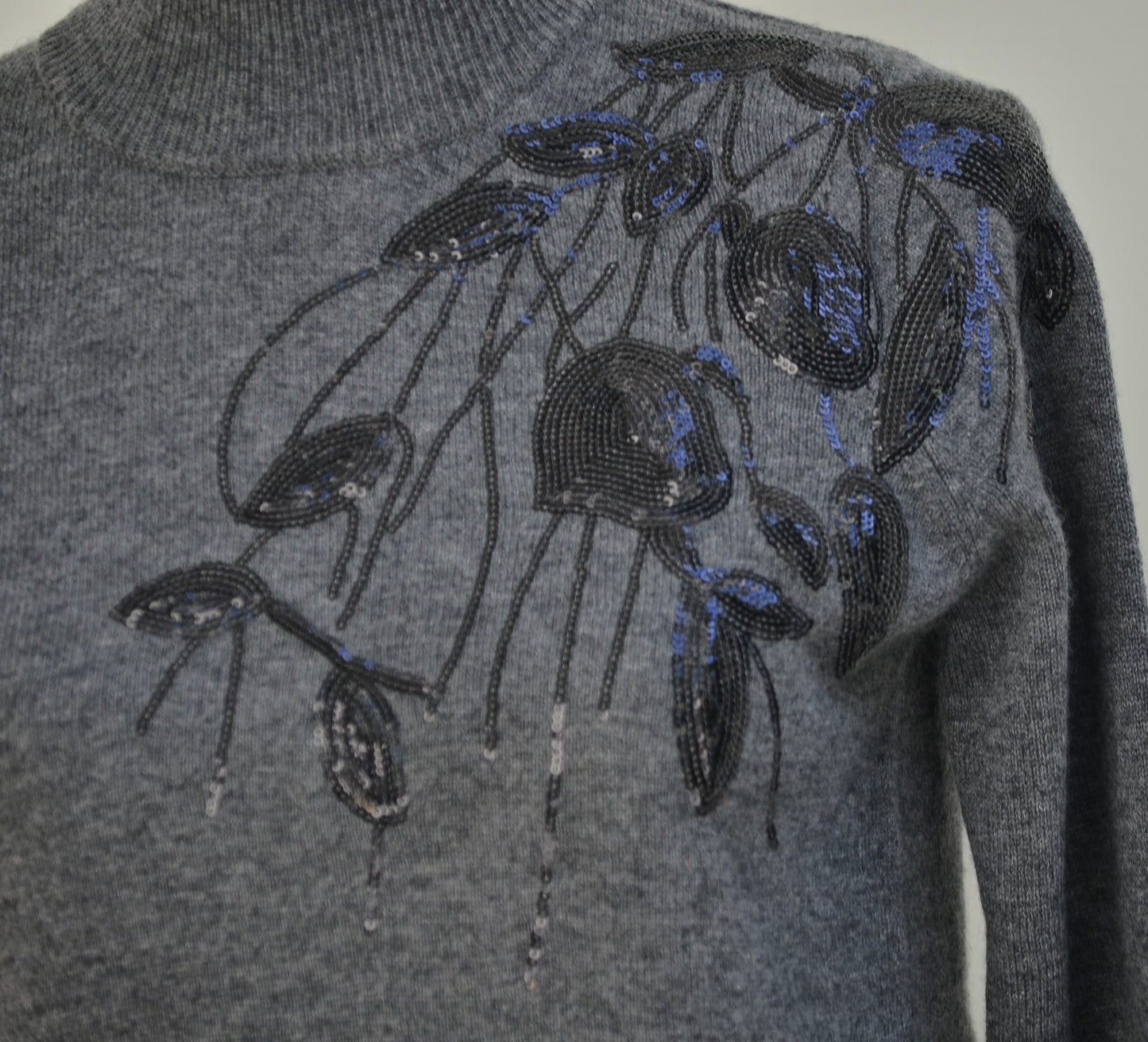 Cashmere Wool Sequin Emblellished Sweater - Grey